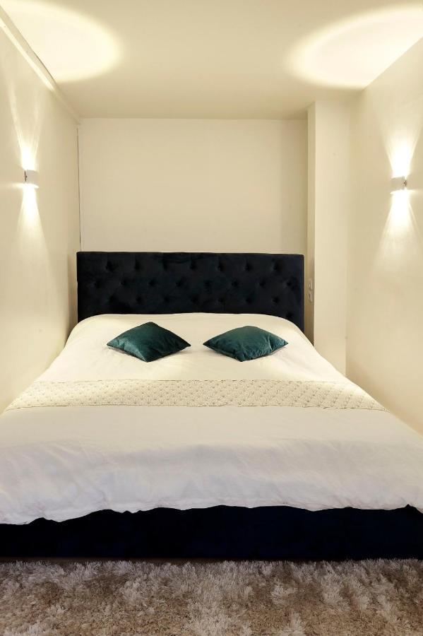 Golden Junior - Jacuzzi Apartment Rouen Exterior photo