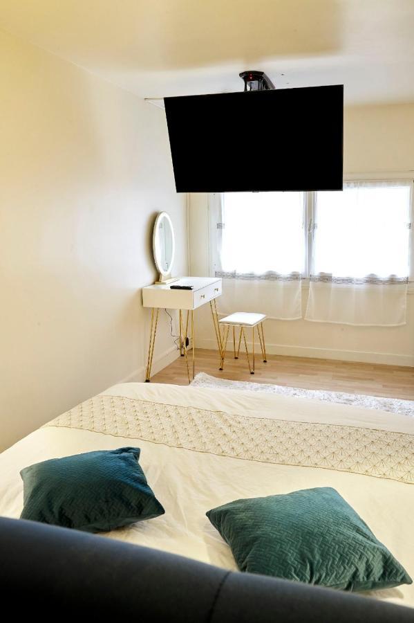Golden Junior - Jacuzzi Apartment Rouen Exterior photo
